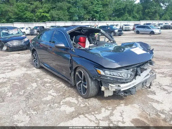 1HGCV2F38JA026564 2018 HONDA ACCORD - Image 1