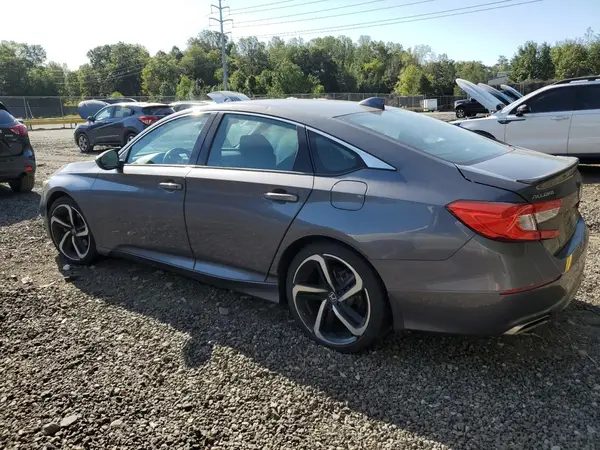 1HGCV2F38JA031554 2018 HONDA ACCORD - Image 2