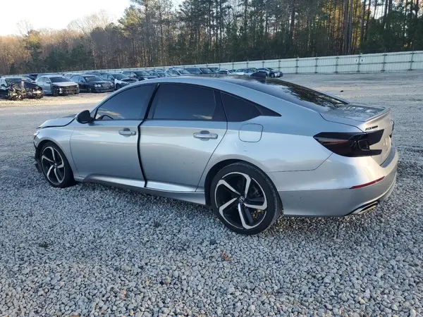 1HGCV2F38JA032851 2018 HONDA ACCORD - Image 2