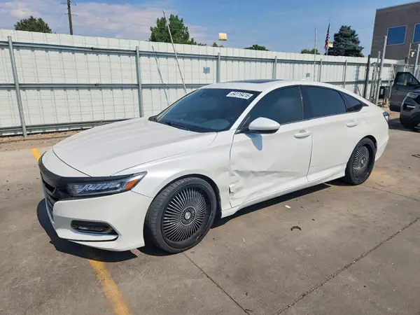 1HGCV2F38JA036267 2018 HONDA ACCORD - Image 1