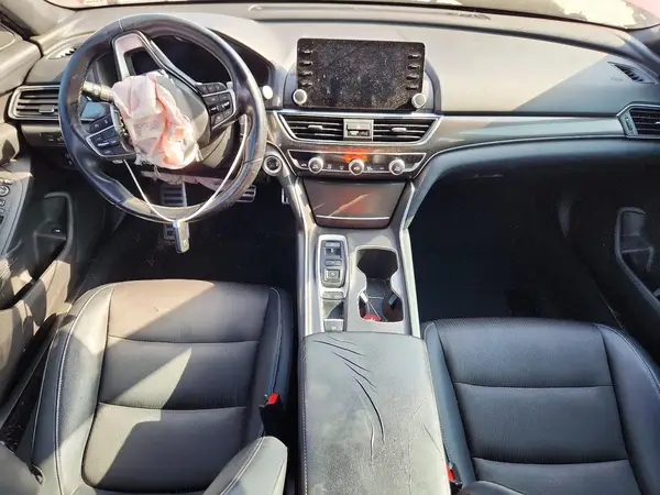 1HGCV2F38JA048385 2018 HONDA ACCORD - Image 8