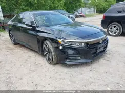 1HGCV2F38JA802174 2018 HONDA ACCORD
