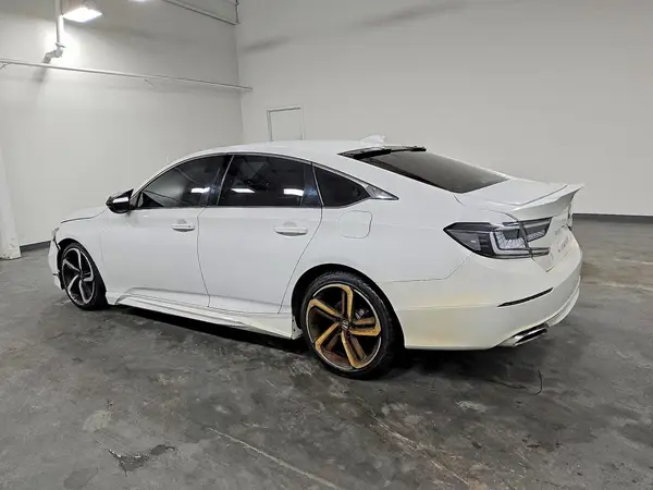 1HGCV2F38KA004498 2019 HONDA ACCORD - Image 2