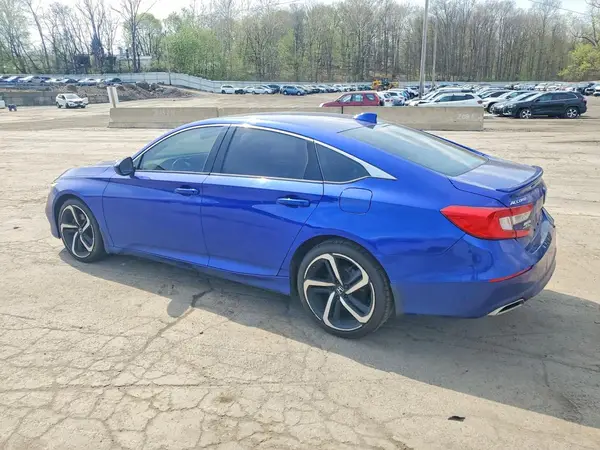 1HGCV2F38KA011984 2019 HONDA ACCORD - Image 2