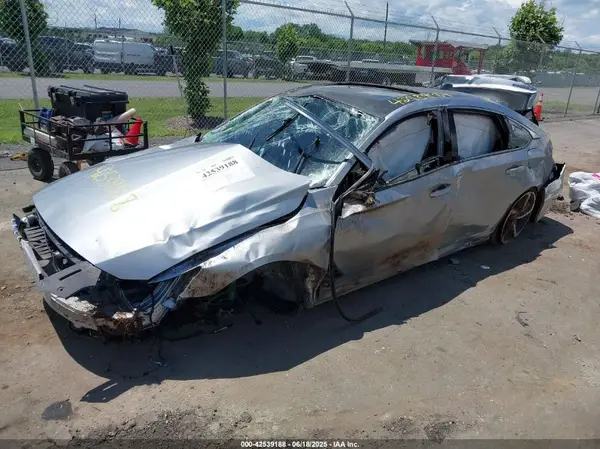 1HGCV2F38KA012729 2019 HONDA ACCORD - Image 2