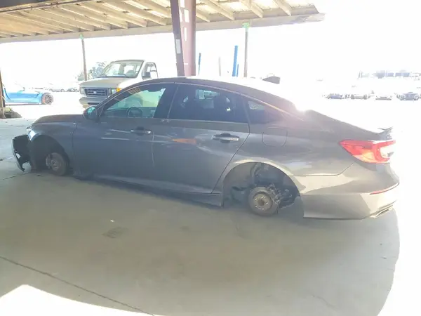 1HGCV2F38KA019969 2019 HONDA ACCORD - Image 2