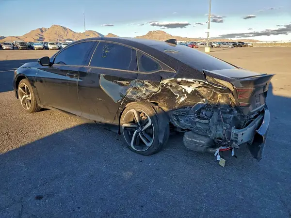 1HGCV2F38KA027490 2019 HONDA ACCORD - Image 2