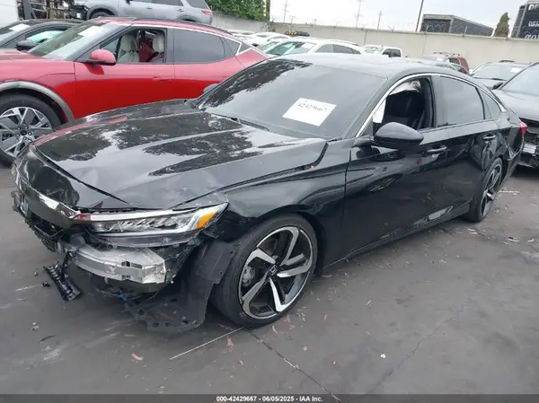 1HGCV2F38KA030812 2019 HONDA ACCORD - Image 2