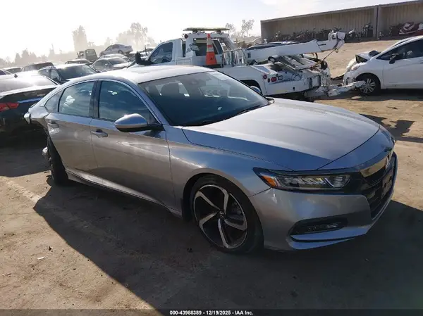 1HGCV2F38KA034276 2019 HONDA ACCORD - Image 1