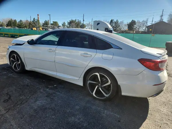 1HGCV2F38NA020818 2022 HONDA ACCORD - Image 2
