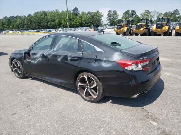 1HGCV2F39JA001737 2018 HONDA ACCORD - Image 2