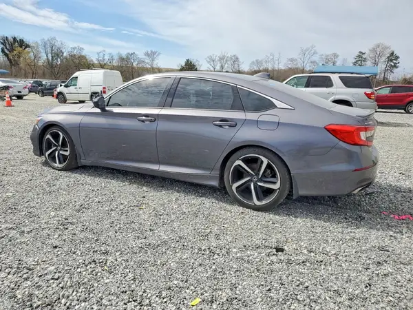 1HGCV2F39JA005318 2018 HONDA ACCORD - Image 2
