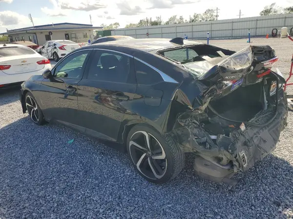 1HGCV2F39JA013533 2018 HONDA ACCORD - Image 2