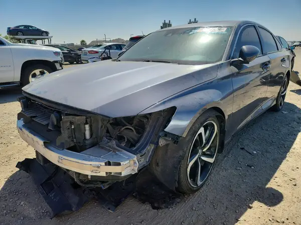 1HGCV2F39JA015881 2018 HONDA ACCORD - Image 1