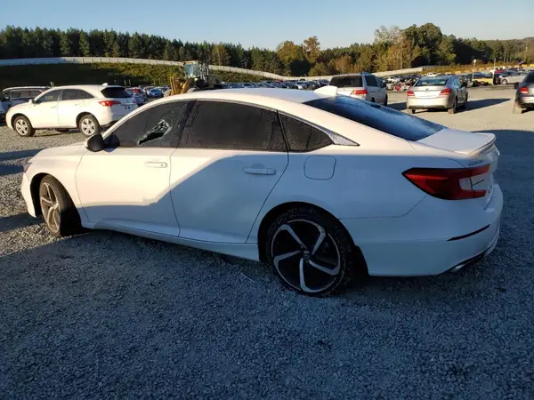 1HGCV2F39JA024631 2018 HONDA ACCORD - Image 2