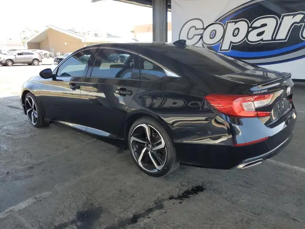 1HGCV2F39JA041476 2018 HONDA ACCORD - Image 2