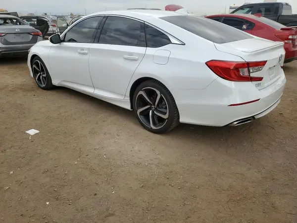 1HGCV2F39JA052719 2018 HONDA ACCORD - Image 2
