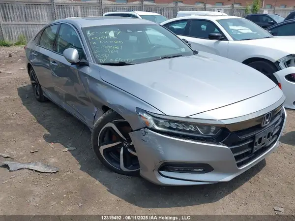 1HGCV2F39JA800661 2018 HONDA ACCORD - Image 1