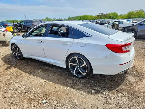 1HGCV2F39KA009788 2019 HONDA ACCORD - Image 2