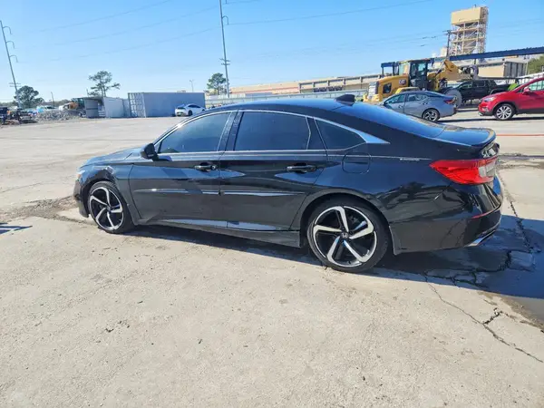 1HGCV2F39KA033279 2019 HONDA ACCORD - Image 2