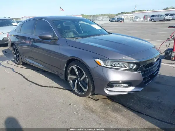 1HGCV2F39KA033881 2019 HONDA ACCORD - Image 1