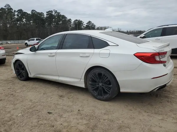 1HGCV2F39KA034688 2019 HONDA ACCORD - Image 2