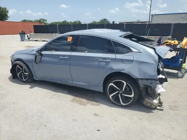 1HGCV2F39NA014946 2022 HONDA ACCORD - Image 2