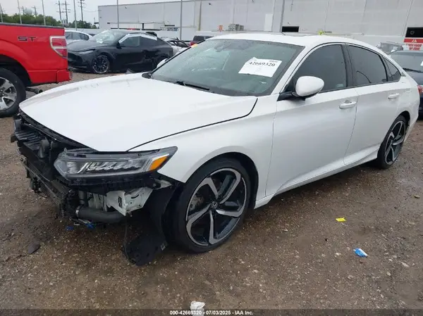 1HGCV2F3XJA003206 2018 HONDA ACCORD - Image 2