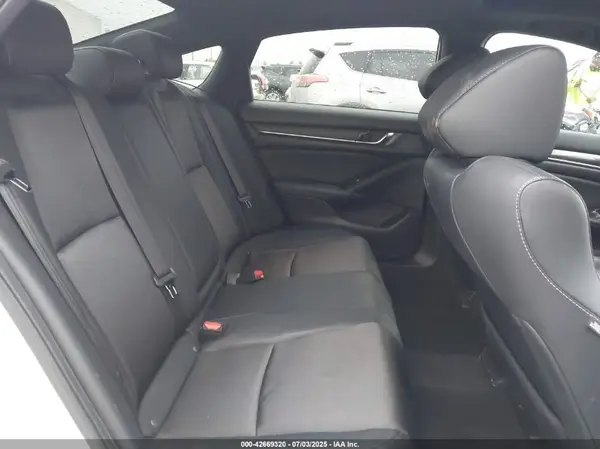 1HGCV2F3XJA003206 2018 HONDA ACCORD - Image 8