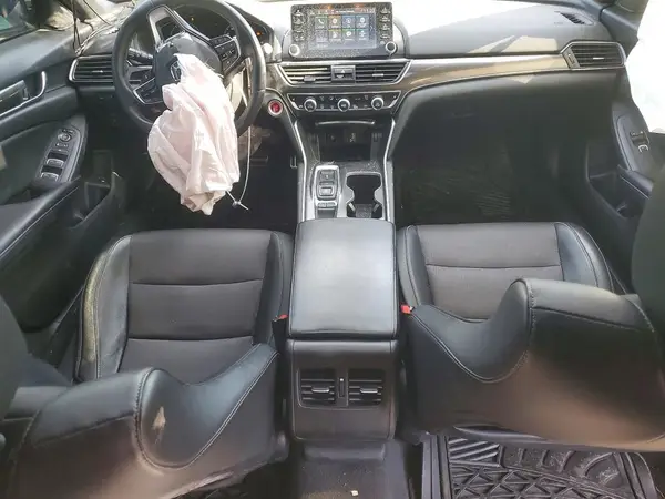 1HGCV2F3XJA004713 2018 HONDA ACCORD - Image 8