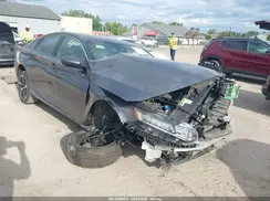 1HGCV2F3XJA006946 2018 HONDA ACCORD