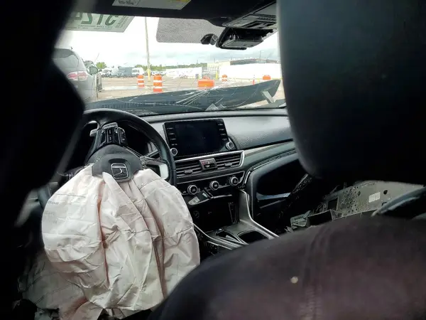 1HGCV2F3XJA007322 2018 HONDA ACCORD - Image 8