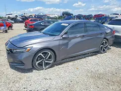 1HGCV2F3XJA009832 2018 HONDA ACCORD