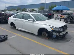 1HGCV2F3XJA022421 2018 HONDA ACCORD