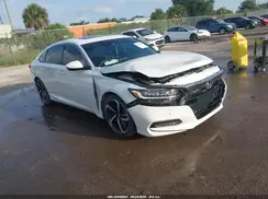 1HGCV2F3XJA026310 2018 HONDA ACCORD