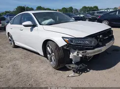 1HGCV2F3XJA030387 2018 HONDA ACCORD