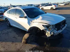 1HGCV2F3XJA030552 2018 HONDA ACCORD