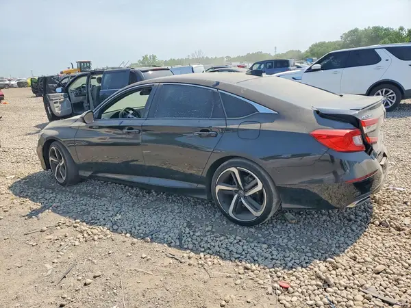 1HGCV2F3XJA031796 2018 HONDA ACCORD - Image 2