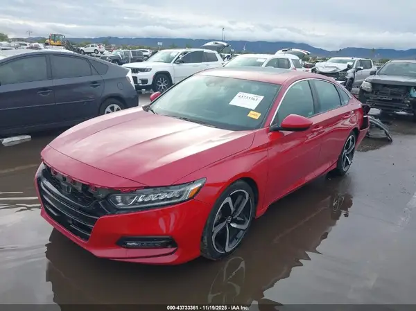 1HGCV2F3XJA032575 2018 HONDA ACCORD - Image 2
