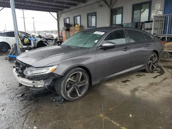 1HGCV2F3XJA035475 2018 HONDA ACCORD - Image 1