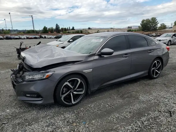 1HGCV2F3XJA035640 2018 HONDA ACCORD - Image 1