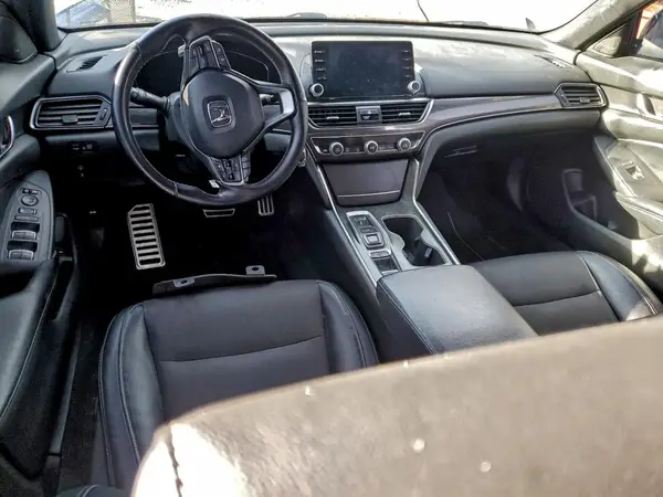 1HGCV2F3XJA038022 2018 HONDA ACCORD - Image 8