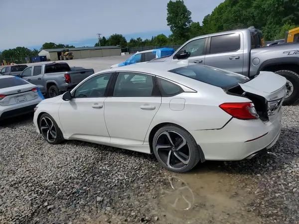 1HGCV2F3XJA042572 2018 HONDA ACCORD - Image 2