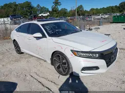 1HGCV2F3XJA046055 2018 HONDA ACCORD