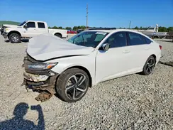 1HGCV2F3XJA046492 2018 HONDA ACCORD