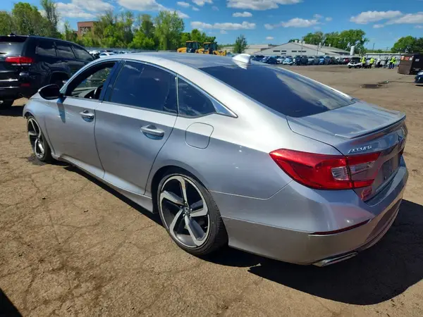 1HGCV2F3XJA047741 2018 HONDA ACCORD - Image 2