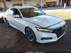 1HGCV2F3XJA050428 2018 HONDA ACCORD