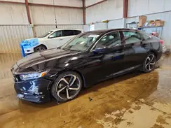 1HGCV2F3XJA051837 2018 HONDA ACCORD