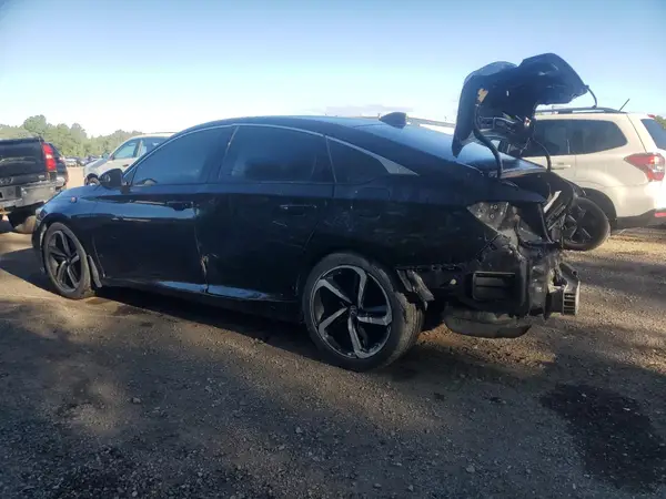 1HGCV2F3XJA801205 2018 HONDA ACCORD - Image 2