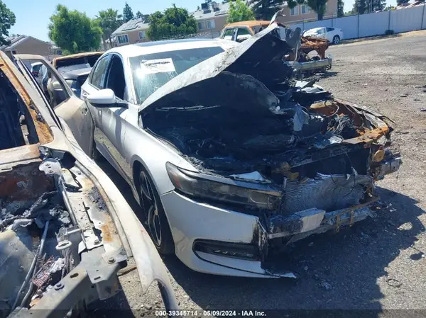 1HGCV2F3XKA002719 2019 HONDA ACCORD - Image 1